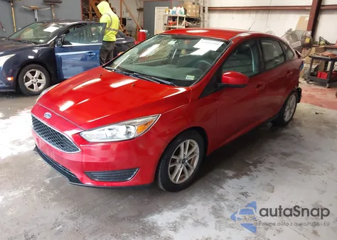 2018 Ford Focus Se z USA, uszkodzony, nr VIN 1FADP3F25JL275876